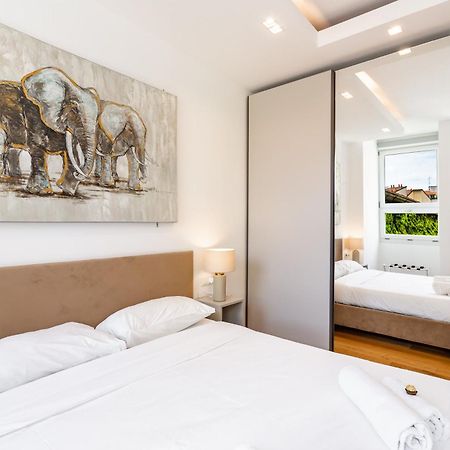 Moscova Luxury Home Милан Экстерьер фото
