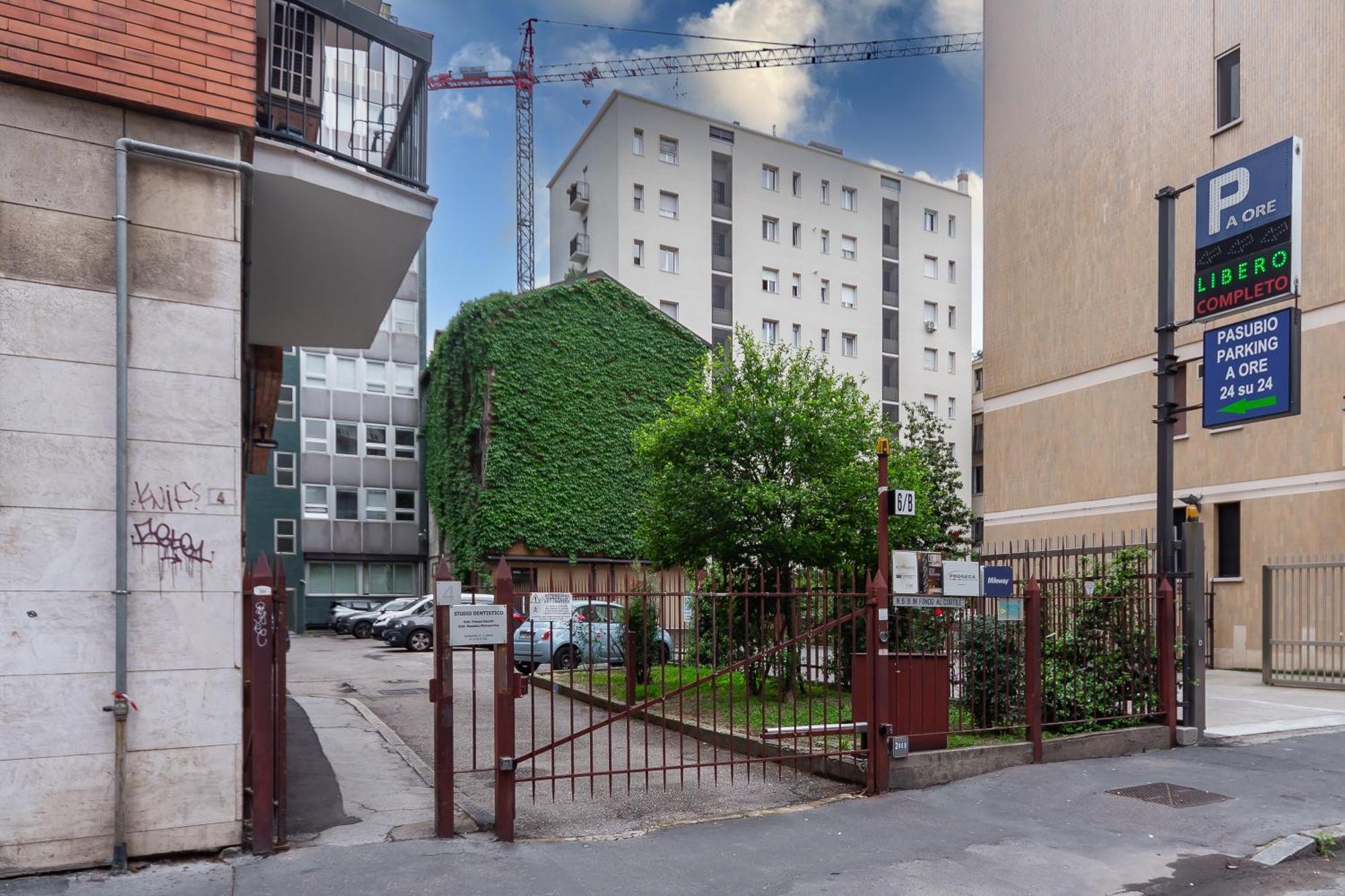 Moscova Luxury Home Милан Экстерьер фото
